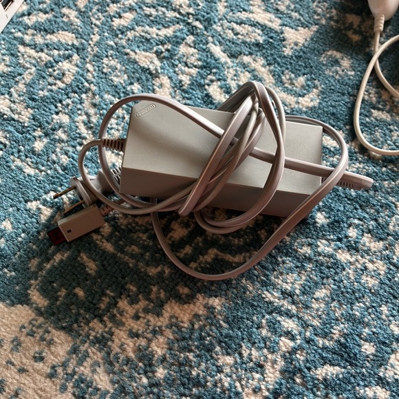 Wii console with 2 controllers, 2 nunchucks, and all cords - Picture 5 of 7